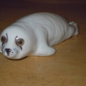 B&G Bing & Grondahl Denmark Vintage Porcelain White Seal Animal Figurine